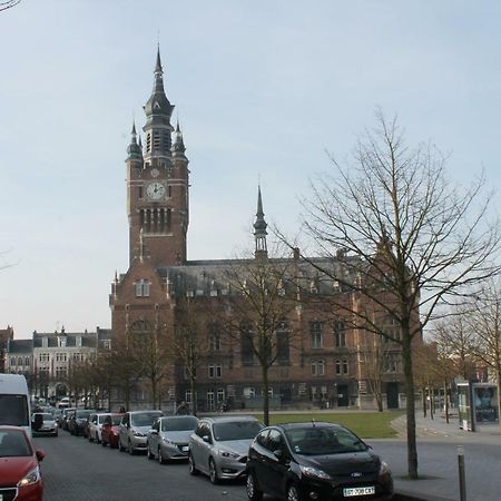 Les chambres d'hôtes du Fil Rouge Armentières Exterior foto