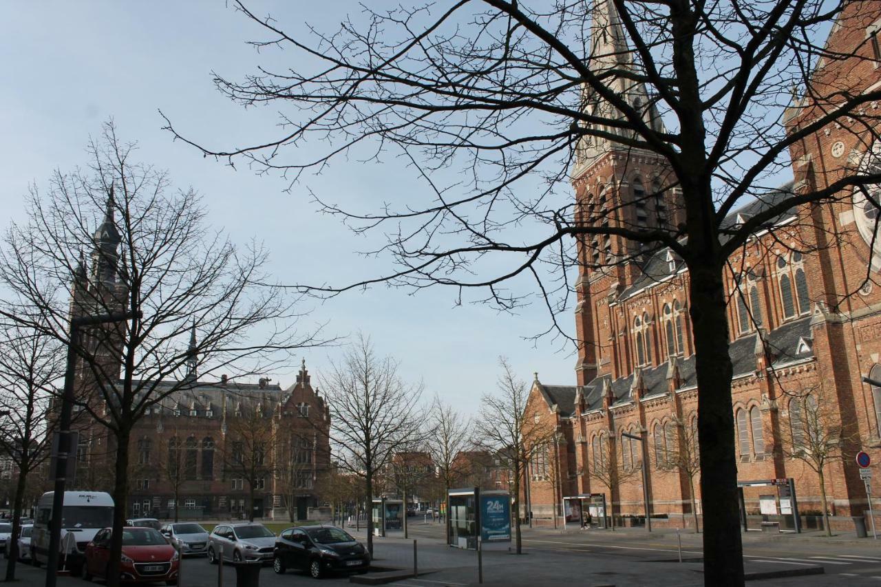 Les chambres d'hôtes du Fil Rouge Armentières Exterior foto
